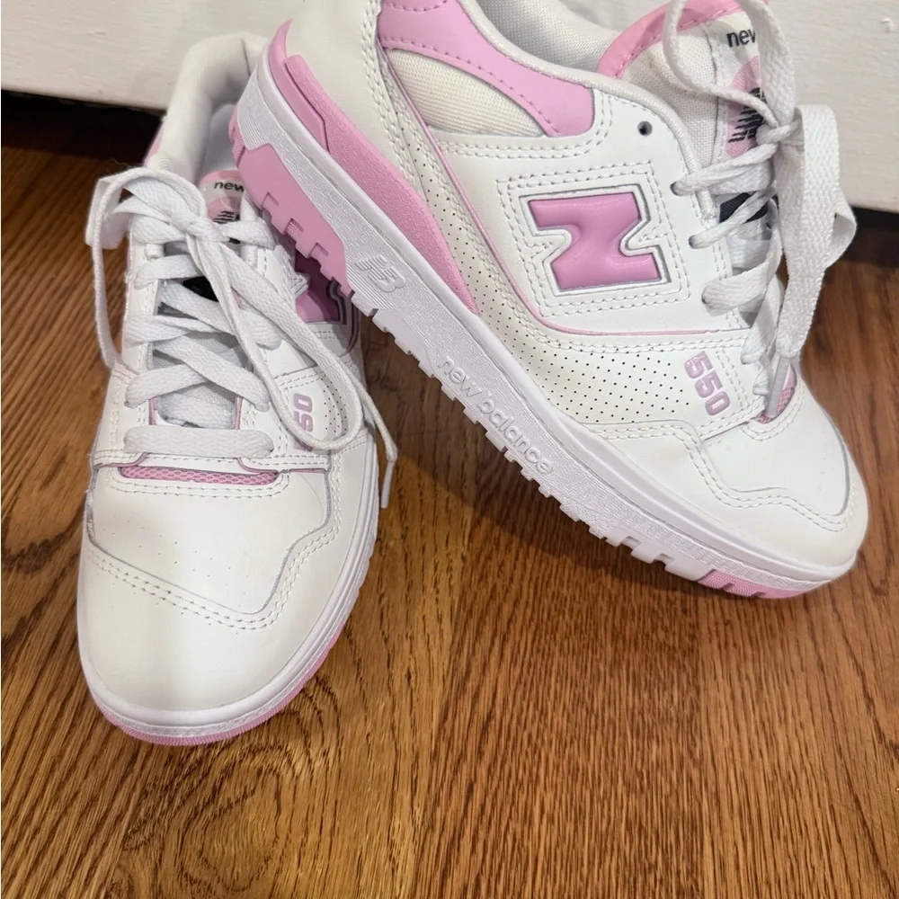 🎁New Balance Women’s 550 "Bubblegum" White Pink Barbie | BBW550BD Size 6.5 NWOB - Picture 2 of 10